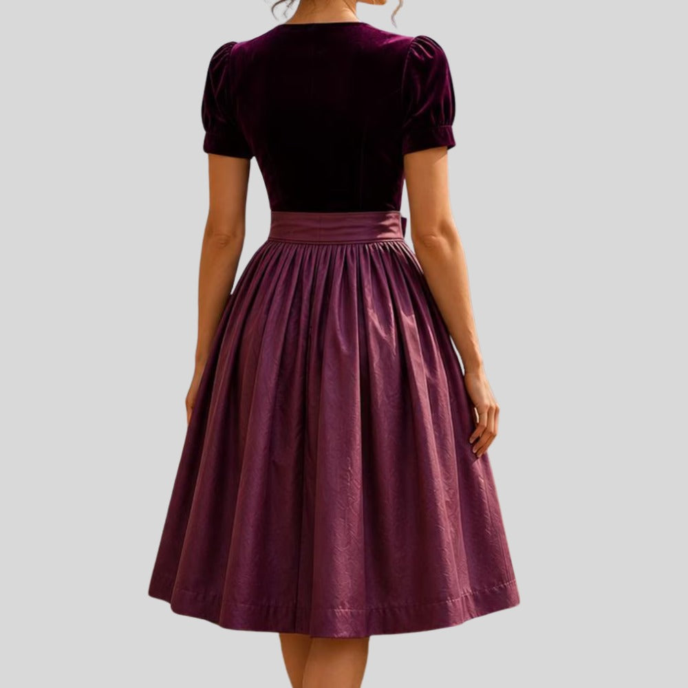 Purple Velvet Dirndl Dress | Plum Bavarian Folk Trachten Midi Outfit